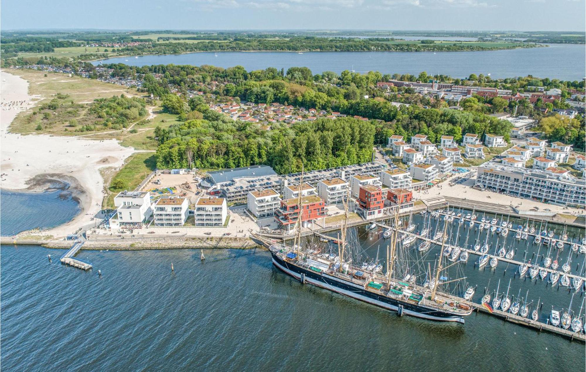 Stunning Apartment In Luebeck Travemuende With Wifi Eksteriør billede